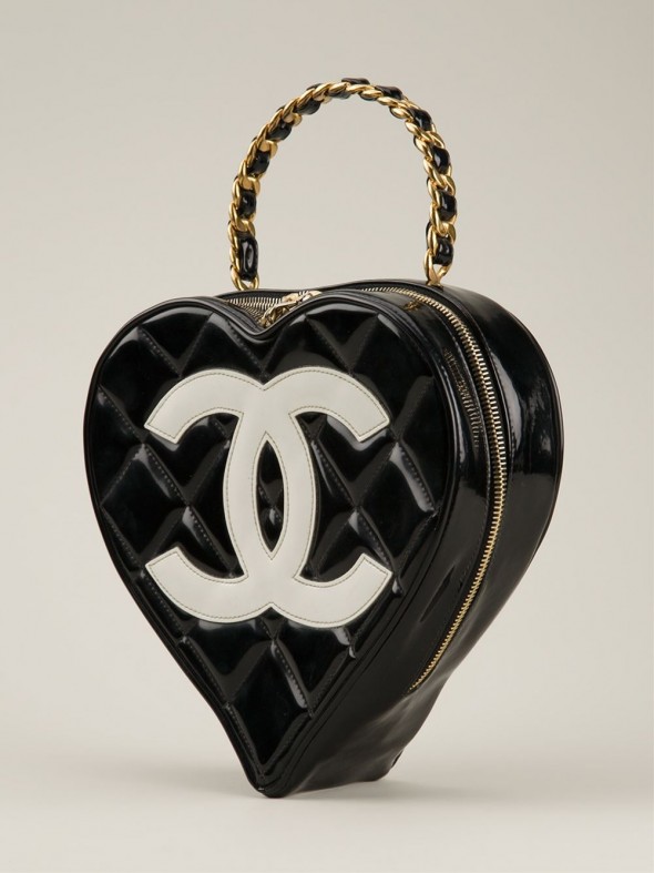 CHANEL VINTAGE Heart Shaped Tote side view