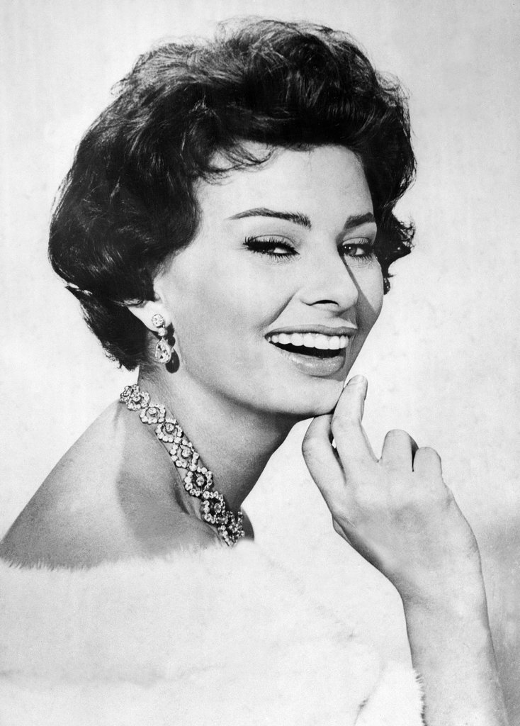 Sophia Loren: Ferragamo Sophia Bag