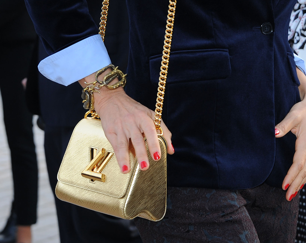 The 7 Most Important Things to Know When Re-Selling Your Designer Bags Online