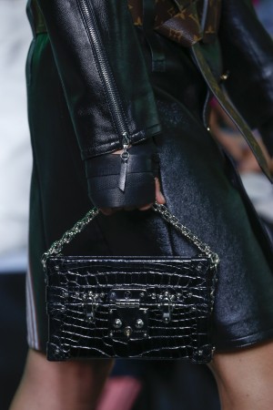 Louis-Vuitton-Black-Crocodile-Petite-Malle-Bag-Spring-2016-300×450